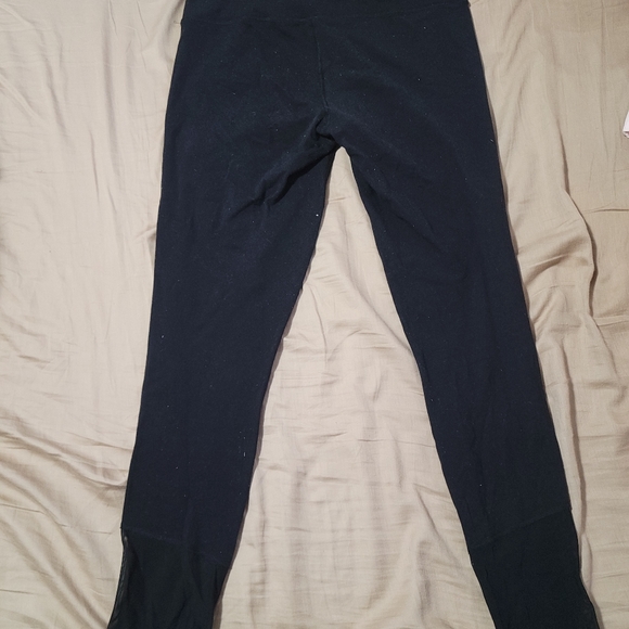 TNA brand leggings - Picture 3 of 4